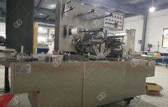 Автоматический целлофанатор для упаковки сигарет